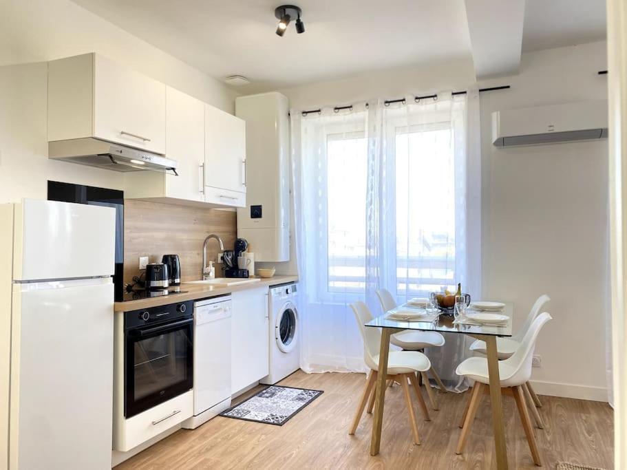 Apartamento Le Dandy-Proche Centre-Neuf Châteauroux Exterior foto