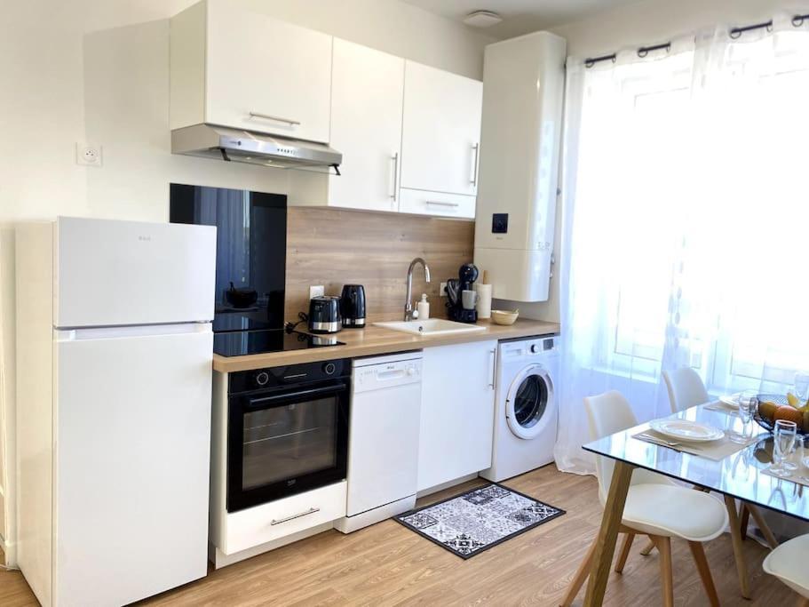 Apartamento Le Dandy-Proche Centre-Neuf Châteauroux Exterior foto