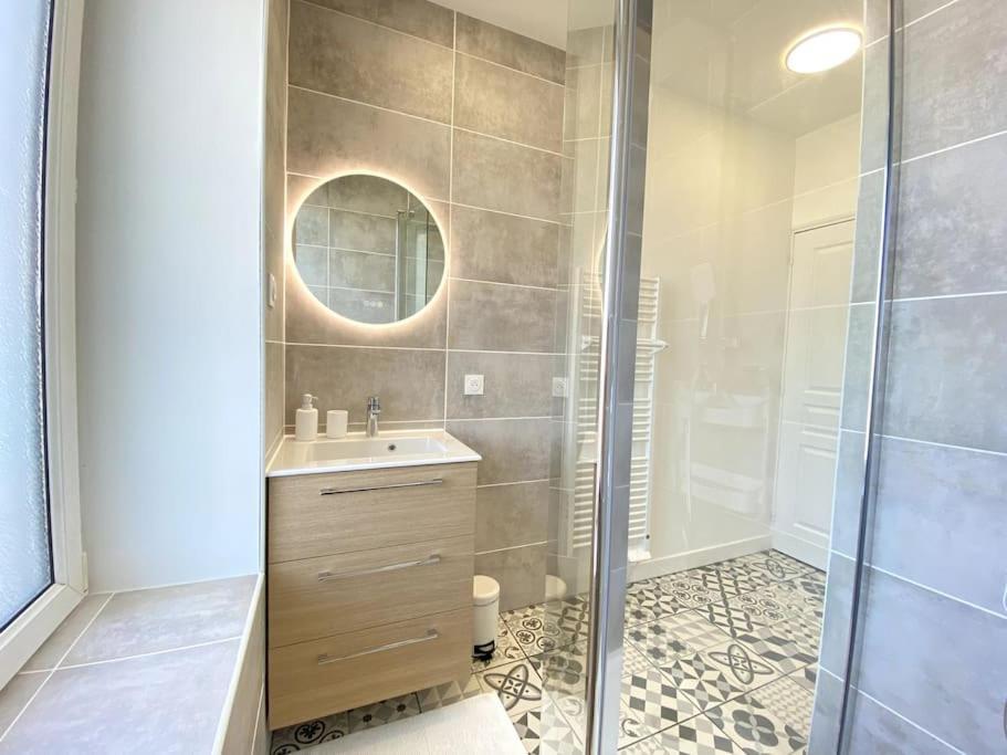Apartamento Le Dandy-Proche Centre-Neuf Châteauroux Exterior foto