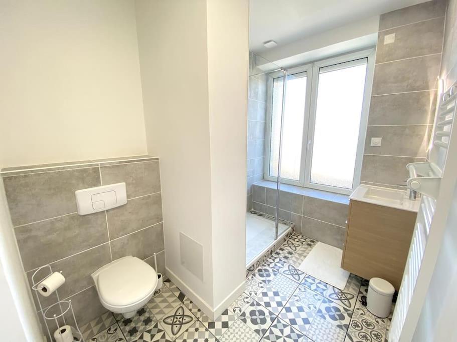 Apartamento Le Dandy-Proche Centre-Neuf Châteauroux Exterior foto
